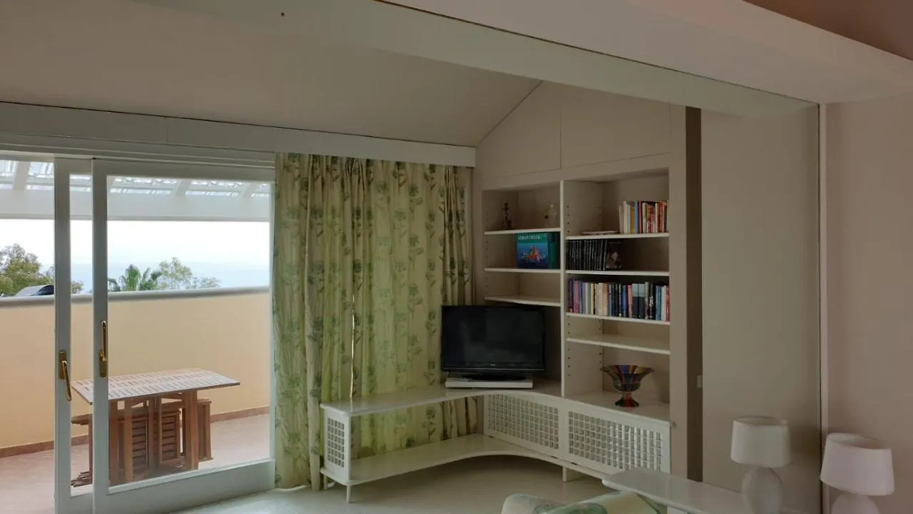Villa Belvedere Ospedaletti 0*,  Italy